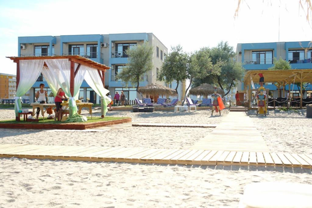 Blue Beach Studios Mamaia Exterior foto