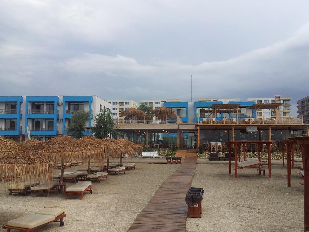 Blue Beach Studios Mamaia Exterior foto