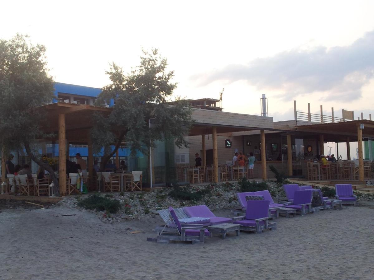 Blue Beach Studios Mamaia Exterior foto